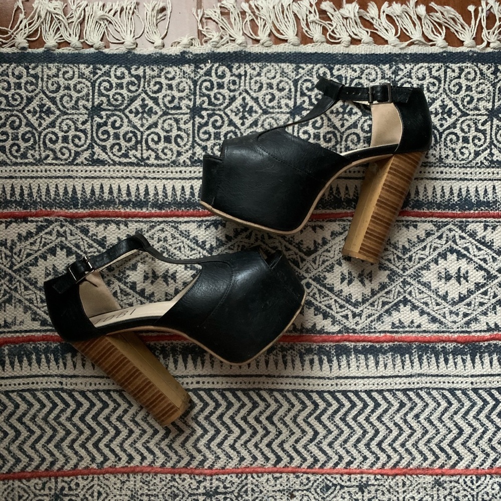 chunky heels